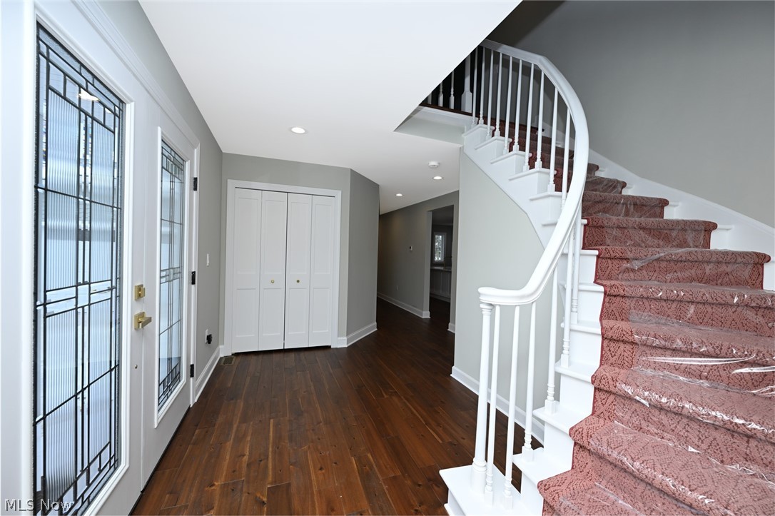 Siegler & Sons Beachwood Cou - Residential