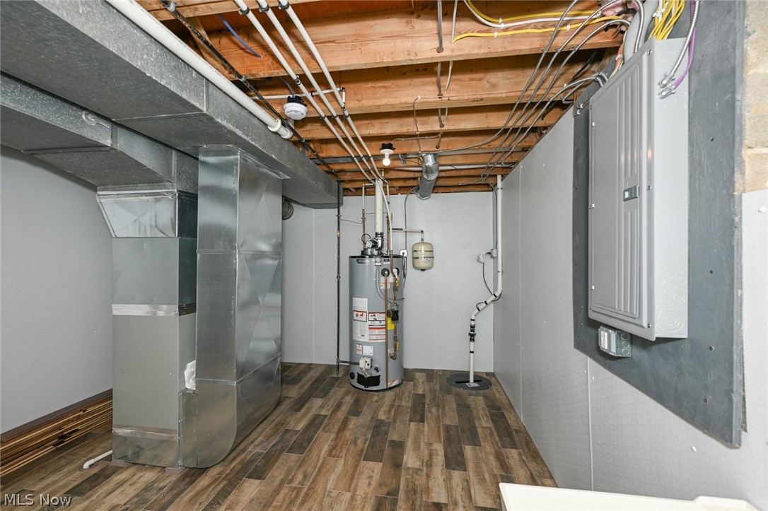 Siegler & Sons Beachwood Cou - Residential