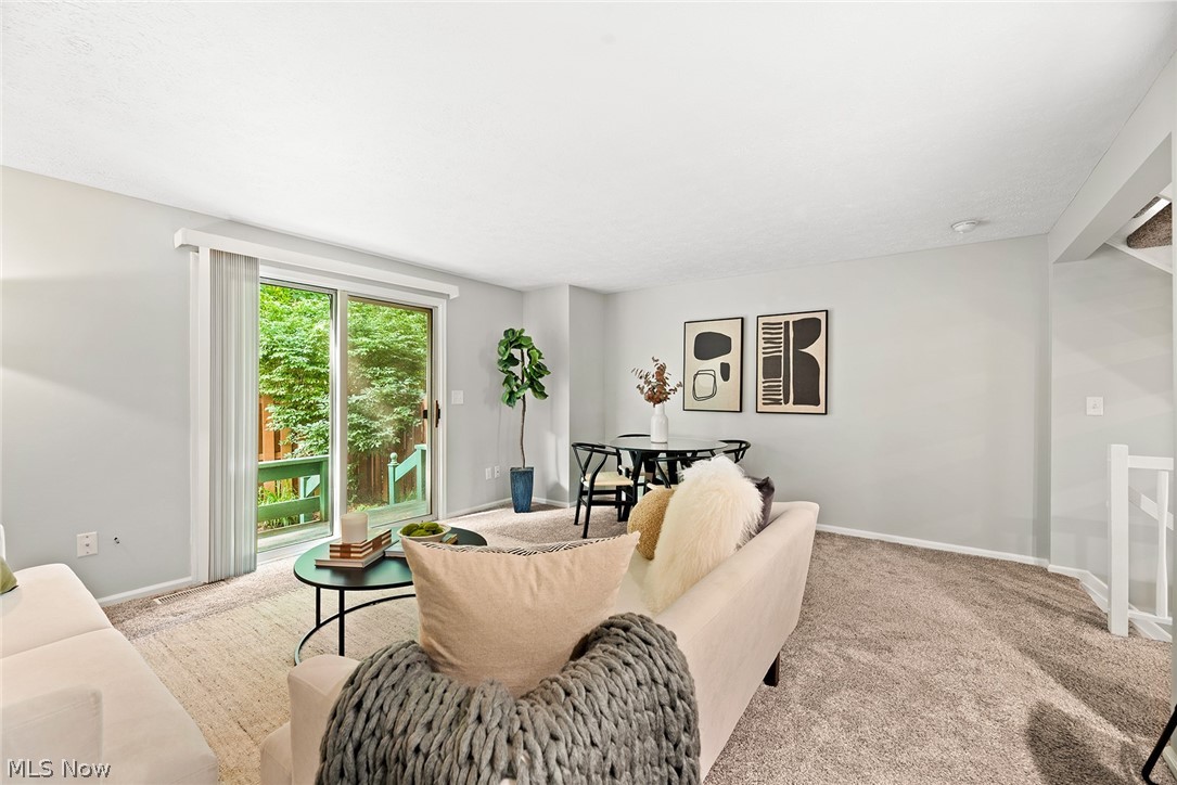 2932 Heatherwood Court