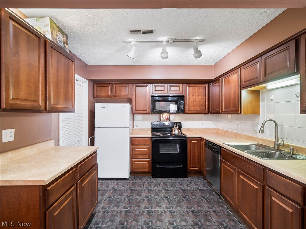 Crossings Condo - Residential