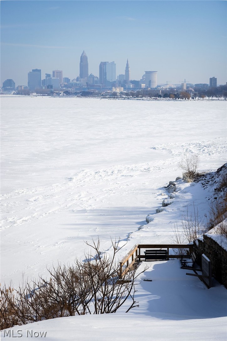 10710 Edgewater Drive