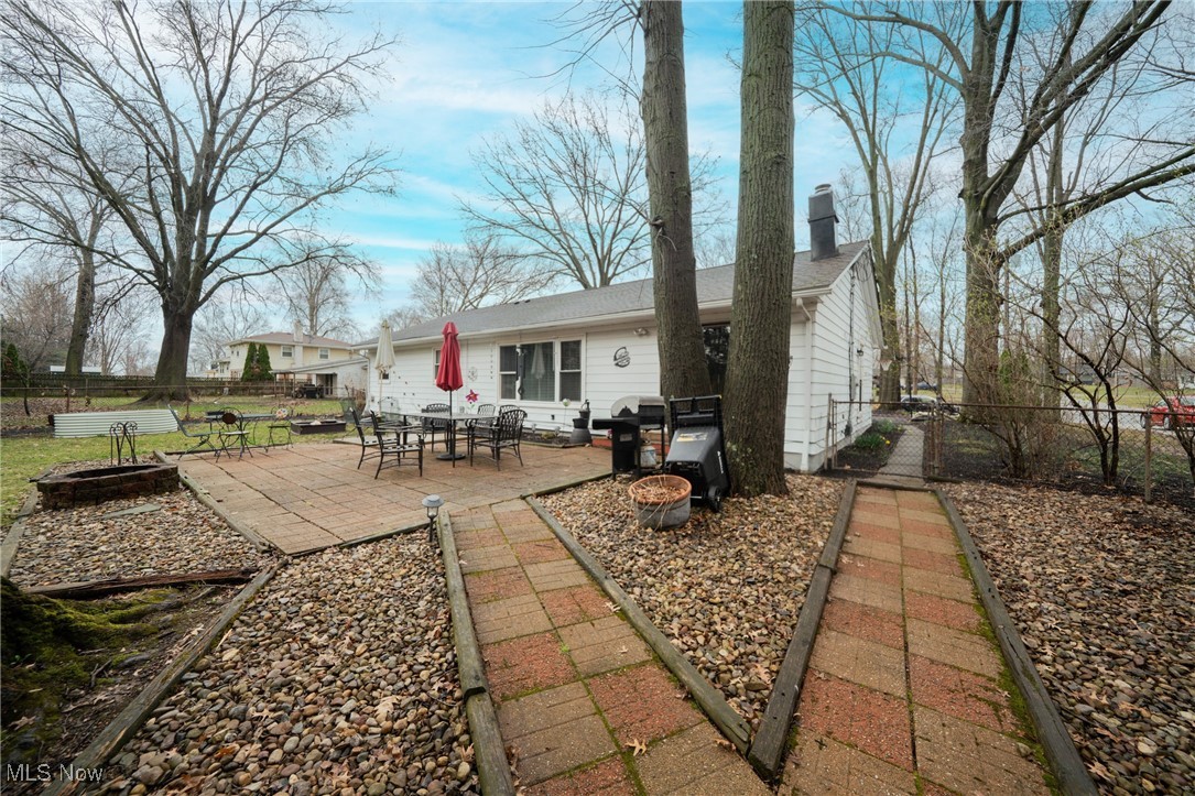 436 High Meadow Road, Amherst, Ohio image 34
