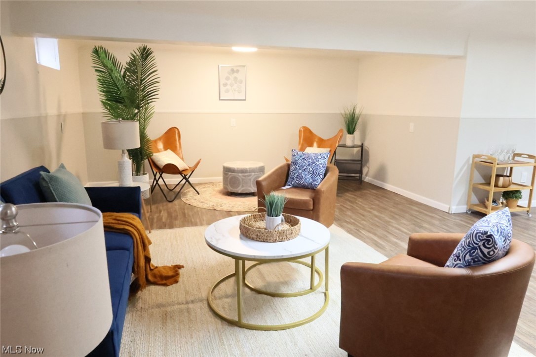 S H Kleinman Realty Cos Briar - Residential