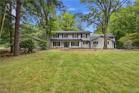 Homes For Sale - 5683 Chestnut Ridge Road<br/> Hubbard, OH 44425