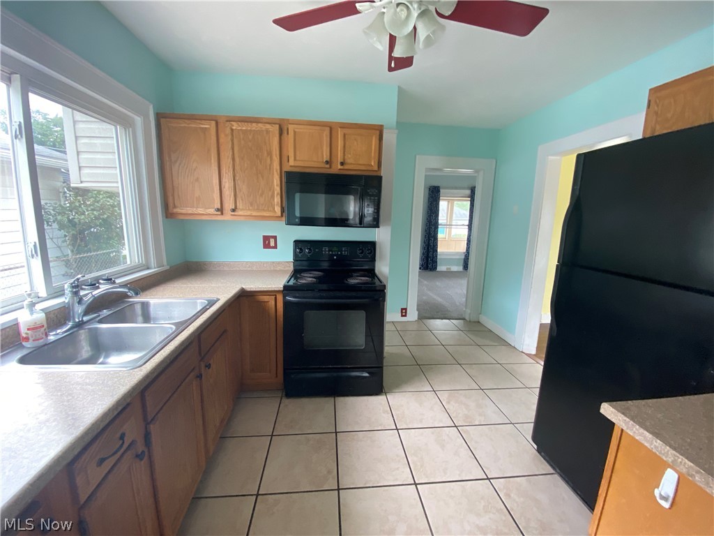 Walnut Strett/A A Moores Bann - Residential