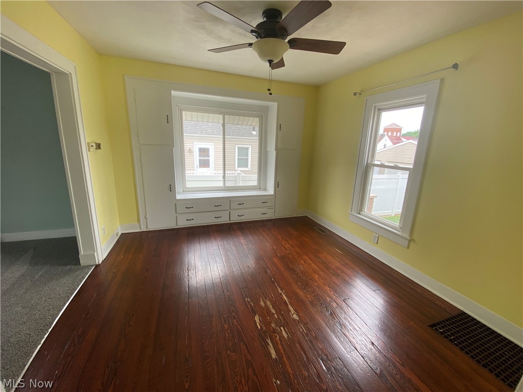 Walnut Strett/A A Moores Bann - Residential