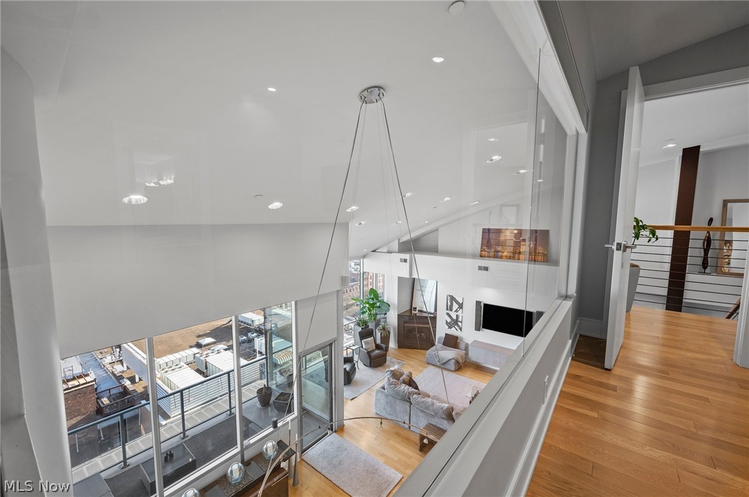 Pinnacle Condominium - Residential