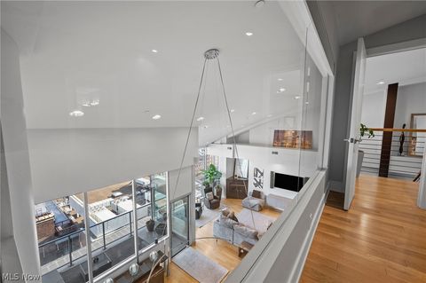 Tiny photo for 701 W Lakeside Avenue #PH-2A/1302, Cleveland, OH 44113 (MLS # 5188073)