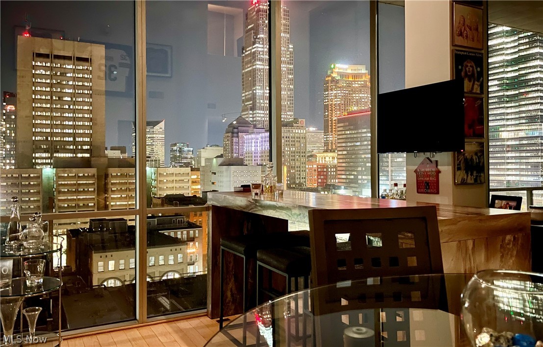 Pinnacle Condominium - Residential