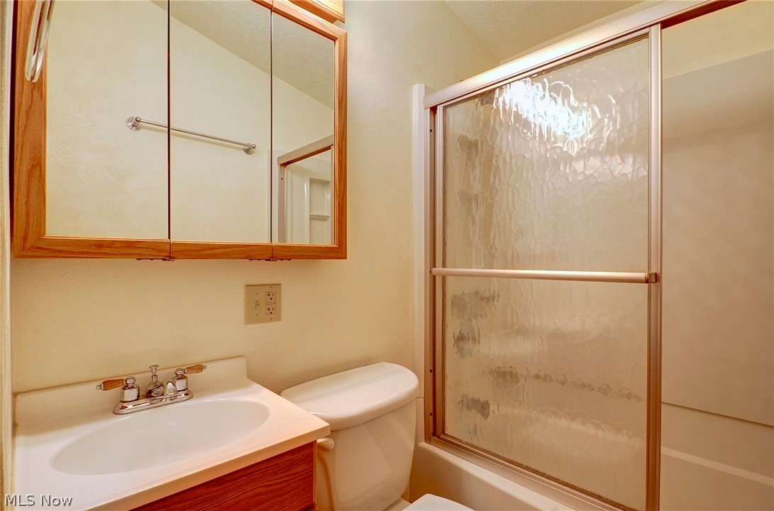 Vermilion/Lk 01 - Residential