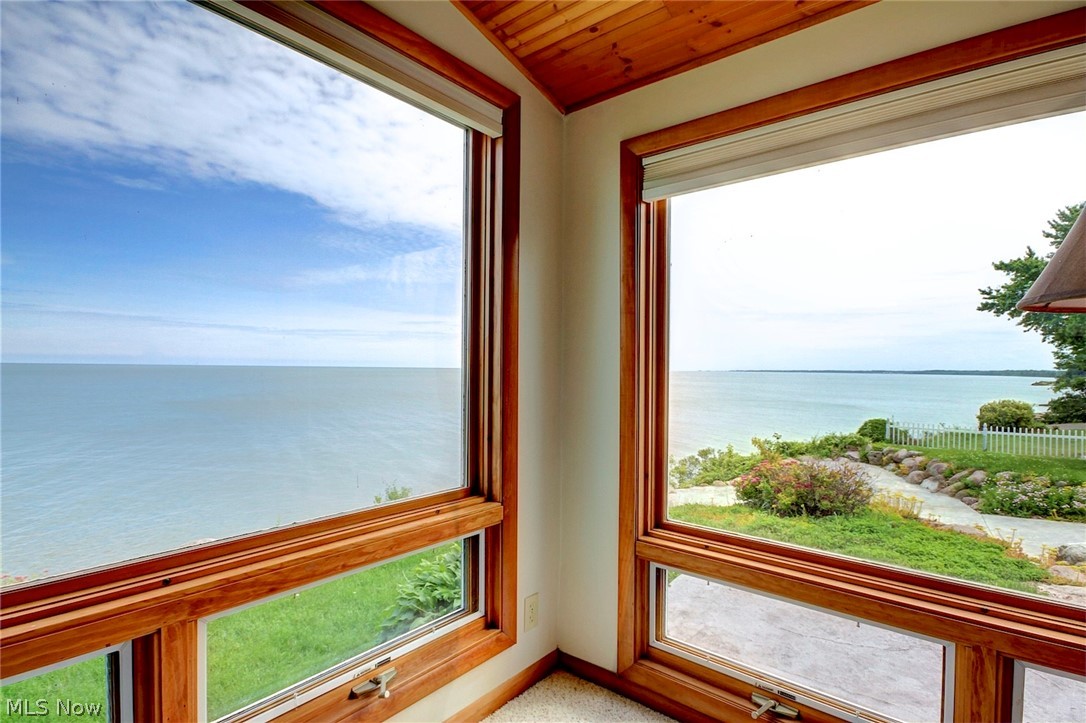 Vermilion/Lk 01 - Residential