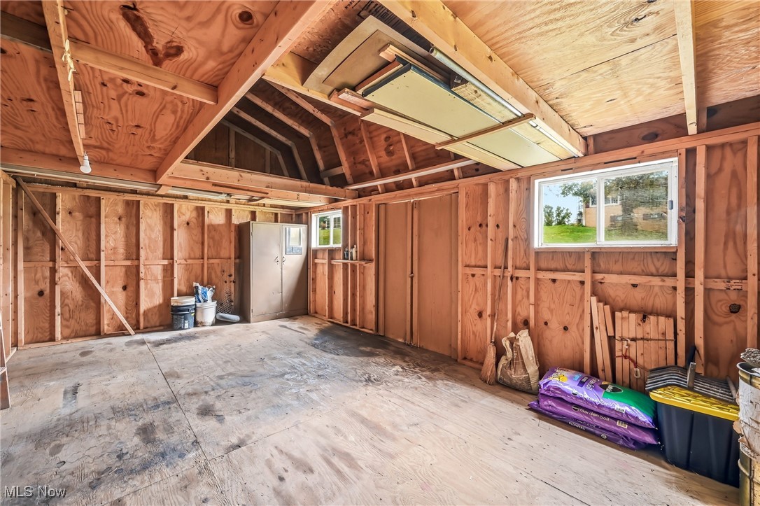 East Liverpool, Ohio 43920, United States, 3 Bedrooms Bedrooms, ,1 BathroomBathrooms,Residential,Active,233218