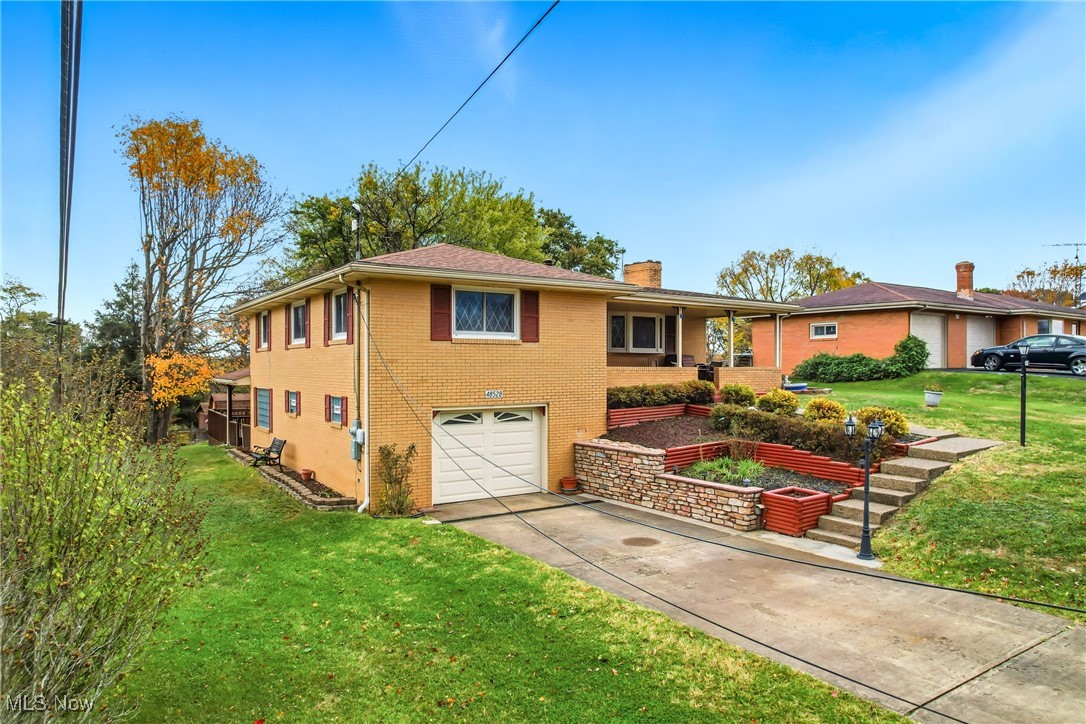 East Liverpool, Ohio 43920, United States, 3 Bedrooms Bedrooms, ,1 BathroomBathrooms,Residential,Active,233218