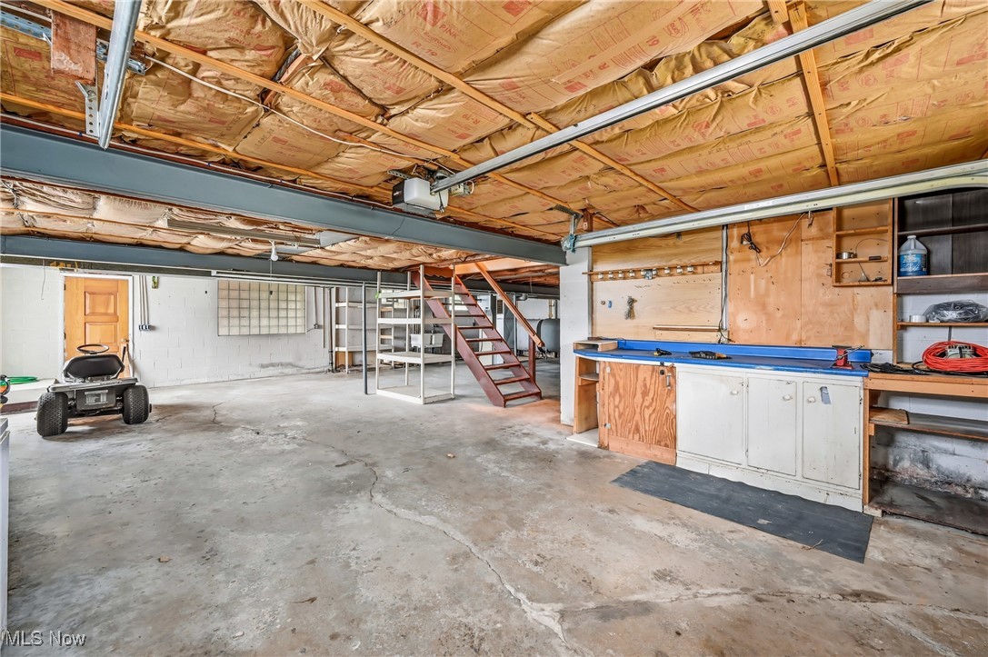 East Liverpool, Ohio 43920, United States, 3 Bedrooms Bedrooms, ,1 BathroomBathrooms,Residential,Active,233218