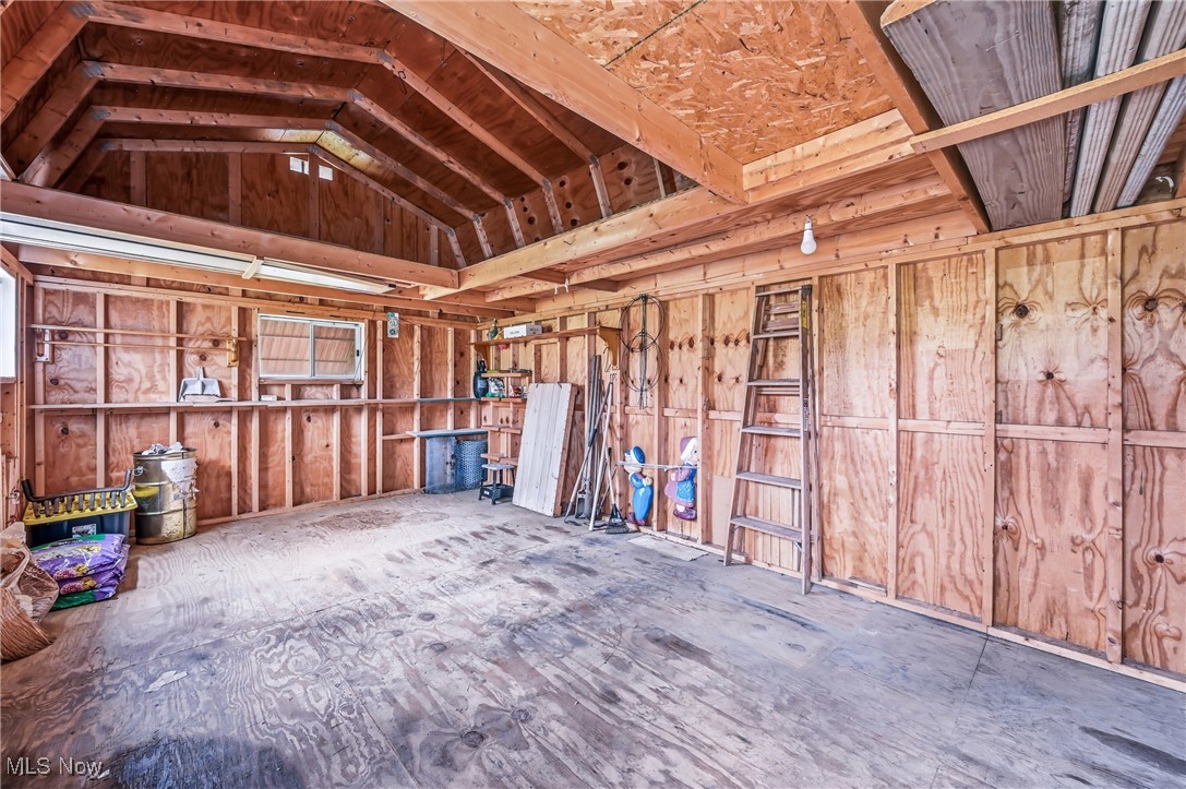 East Liverpool, Ohio 43920, United States, 3 Bedrooms Bedrooms, ,1 BathroomBathrooms,Residential,Active,233218