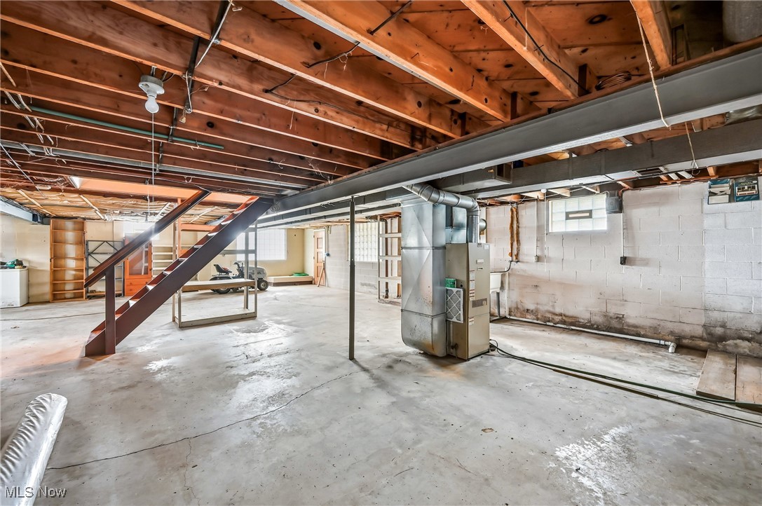 East Liverpool, Ohio 43920, United States, 3 Bedrooms Bedrooms, ,1 BathroomBathrooms,Residential,Active,233218