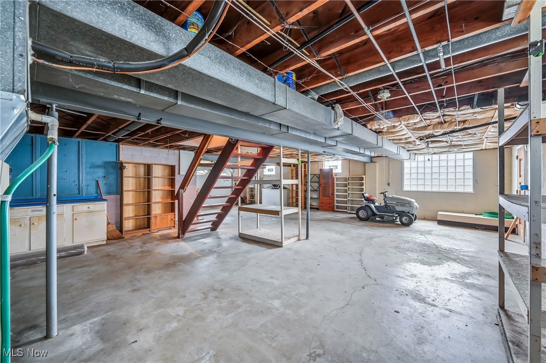 East Liverpool, Ohio 43920, United States, 3 Bedrooms Bedrooms, ,1 BathroomBathrooms,Residential,Active,233218