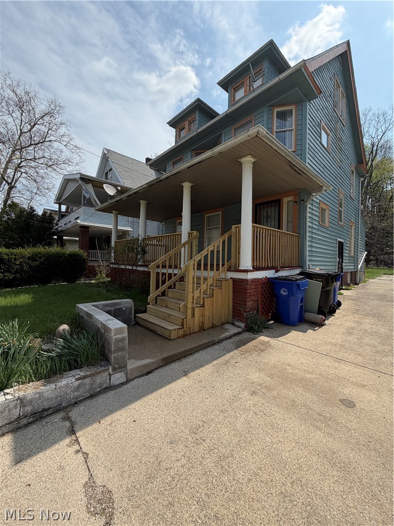 Berwald-Stewart Cos Colonial - Residential