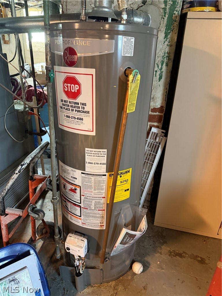 Berwald-Stewart Cos Colonial - Residential