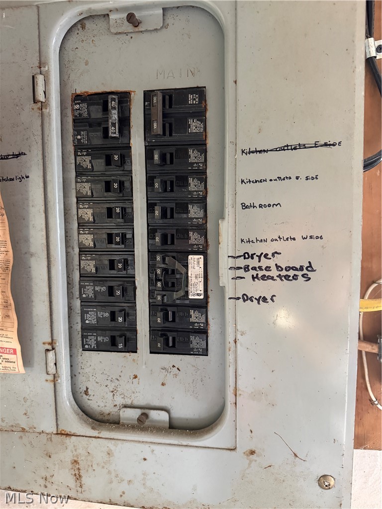 Berwald-Stewart Cos Colonial - Residential