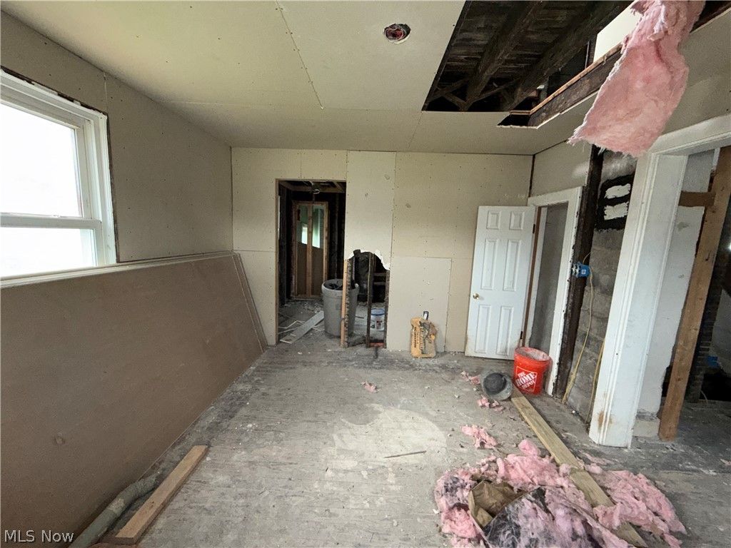 Photo of 12301 Hirst Avenue, Cleveland, OH 44135 (MLS # 5206080)