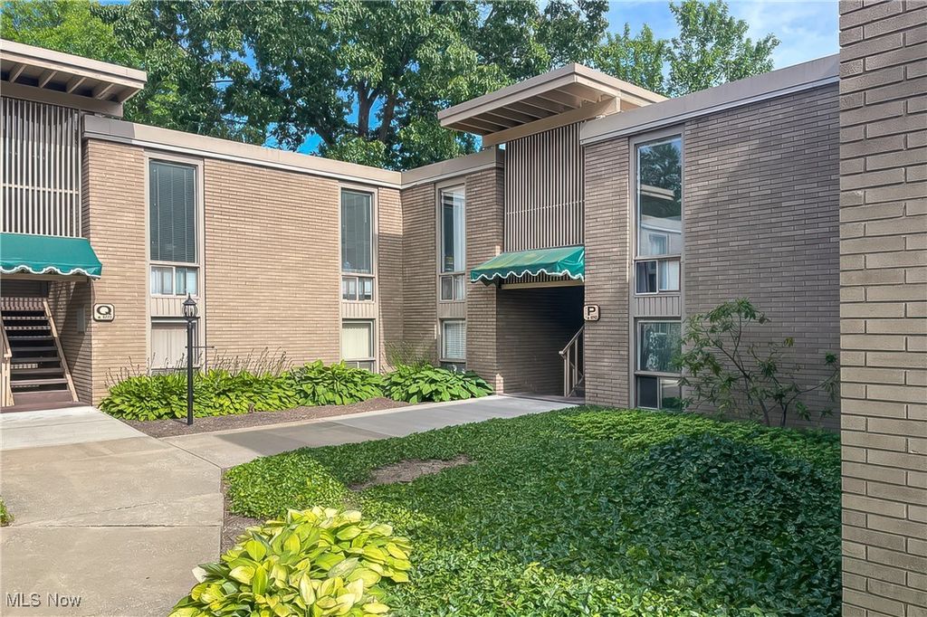 Photo of 6710 Chaffee Court #P3, Brecksville, OH 44141 (MLS # 5184779)