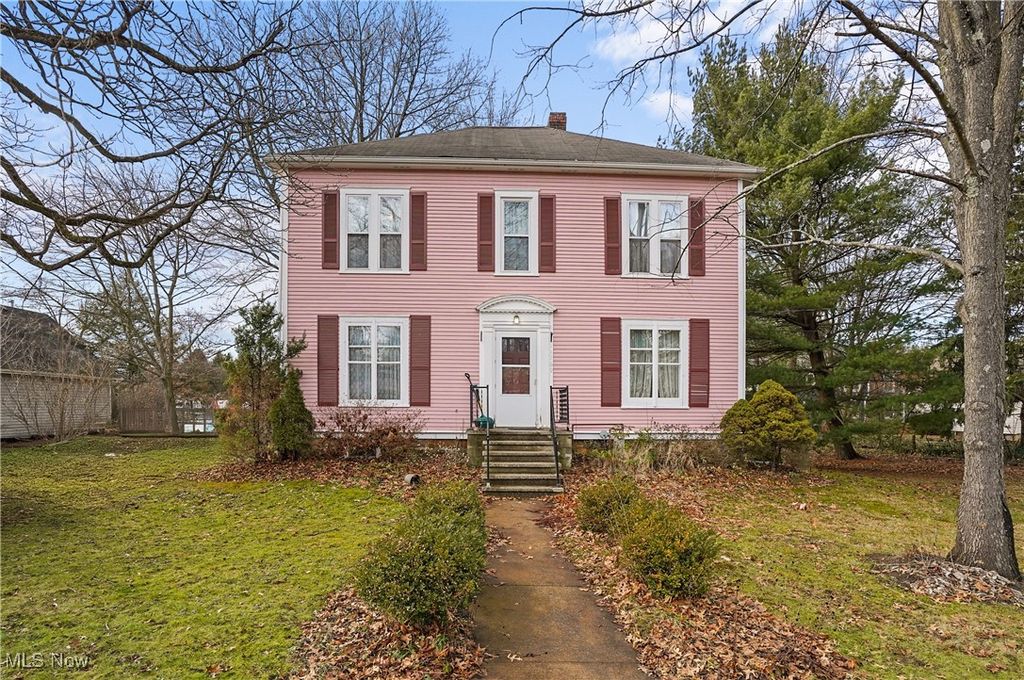 Photo of 11769 Peckham Avenue, Hiram, OH 44234 (MLS # 5181087)