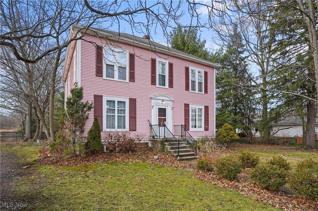 Photo of 11769 Peckham Avenue, Hiram, OH 44234 (MLS # 5181087)