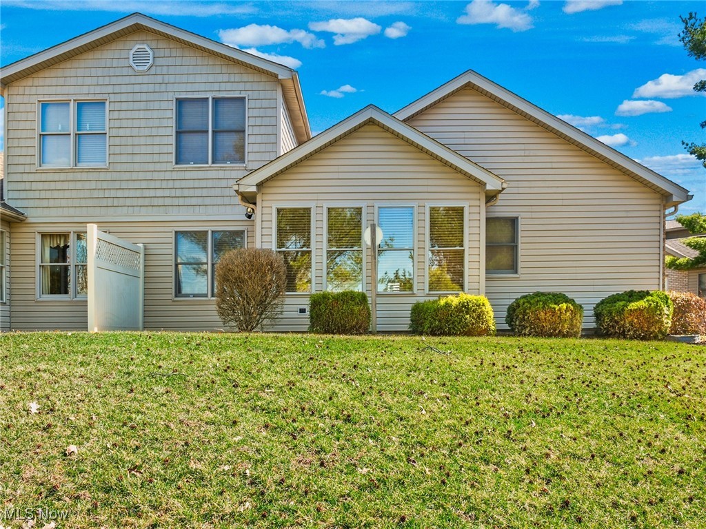 227 Pinehurst Drive, Dover, Ohio image 5
