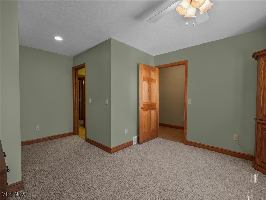 227 Pinehurst Drive, Dover, Ohio image 8