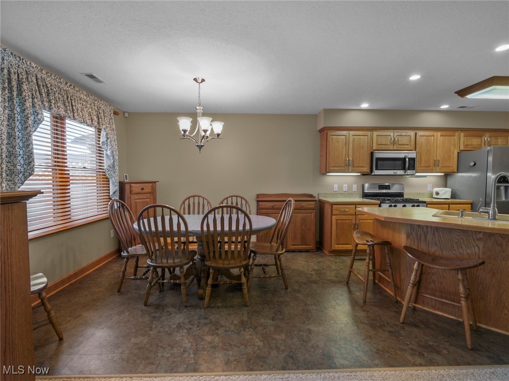 227 Pinehurst Drive, Dover, Ohio image 13