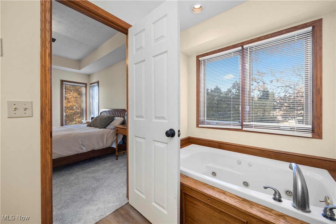 University Oaks - Residential