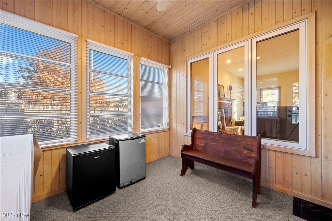 University Oaks - Residential