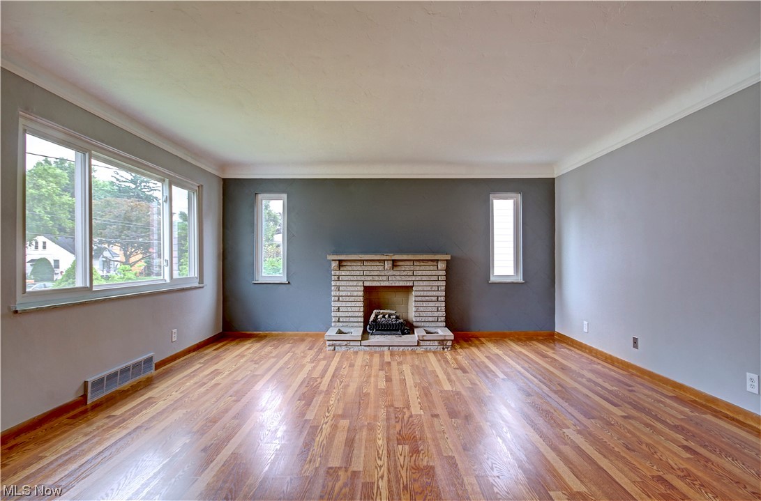 S H Kleinman Realty Cos Broad - Residential