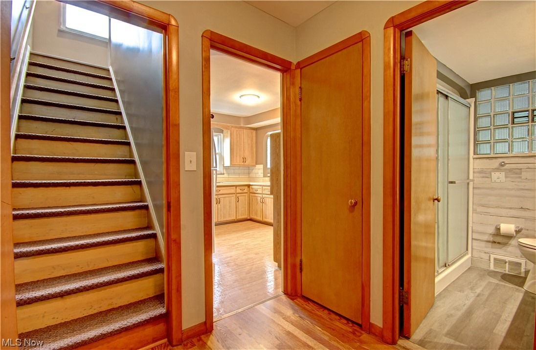 S H Kleinman Realty Cos Broad - Residential