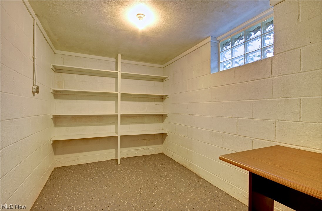 S H Kleinman Realty Cos Broad - Residential