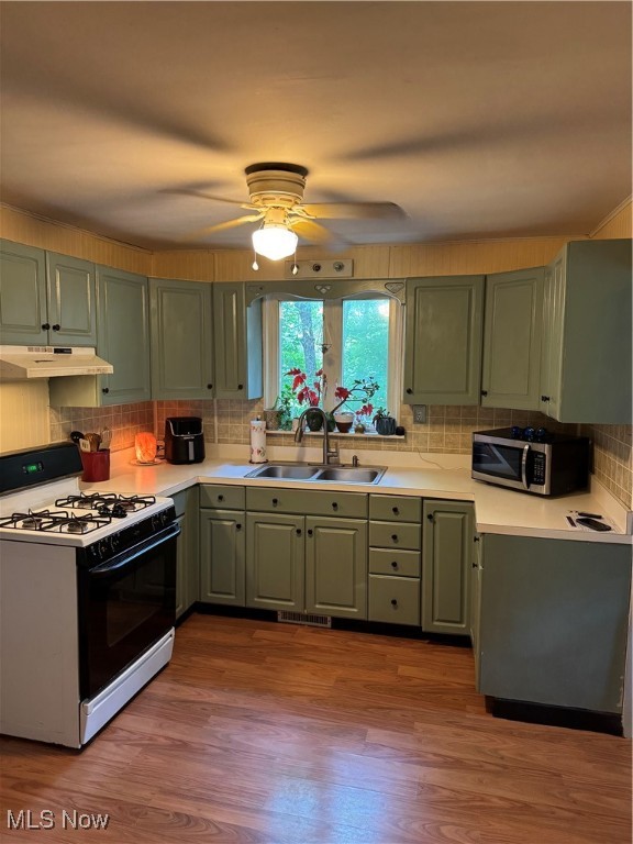 Ravenna, Ohio 44266, United States, 2 Bedrooms Bedrooms, ,1 BathroomBathrooms,Residential,Pending,150954