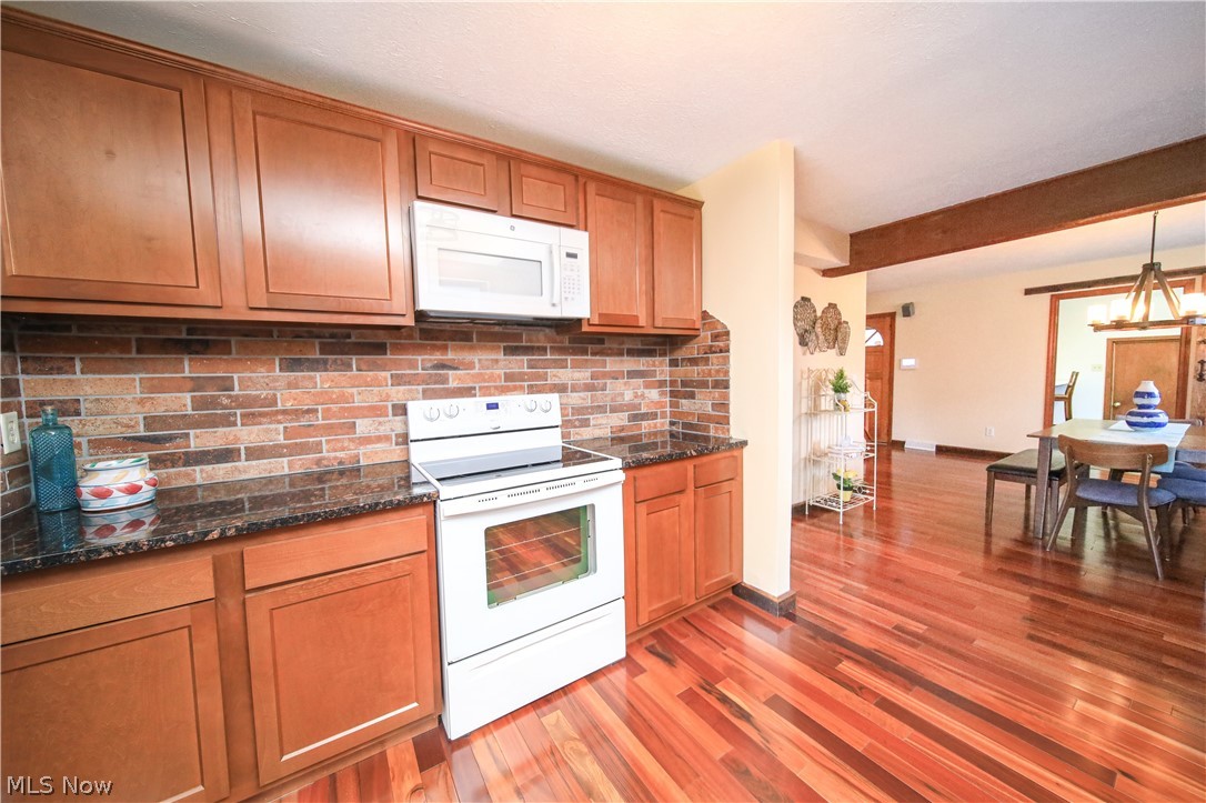 Chagrin Lagoons - Residential