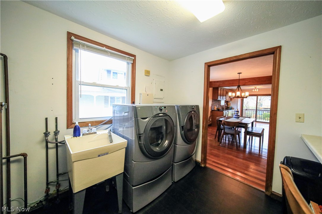 Chagrin Lagoons - Residential