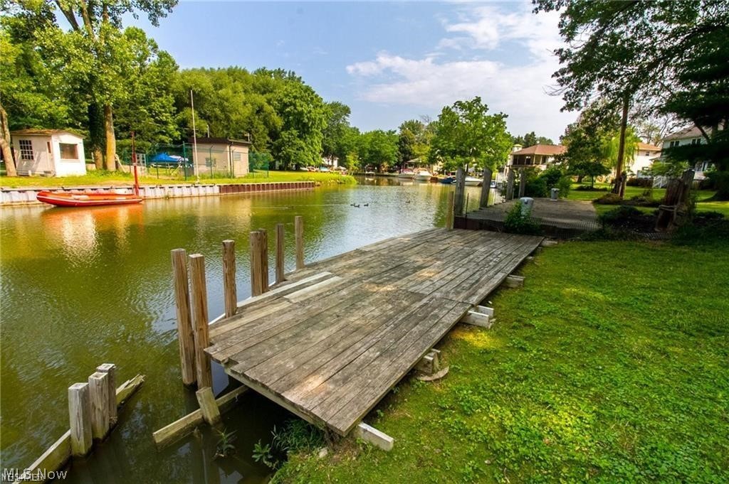 Chagrin Lagoons - Residential