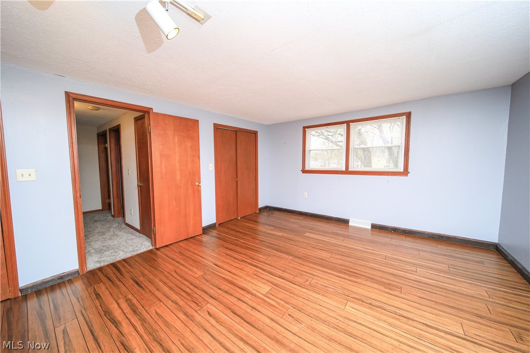 Chagrin Lagoons - Residential