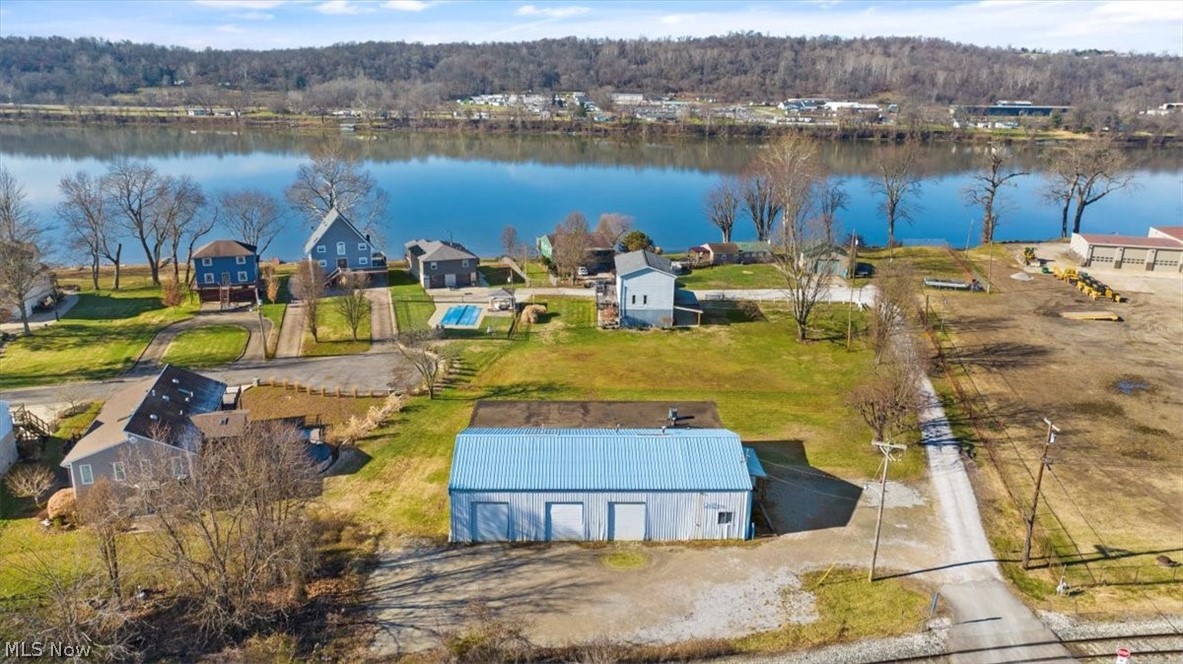 Vienna, West Virginia 26105, United States, ,Commercial,Active,73997