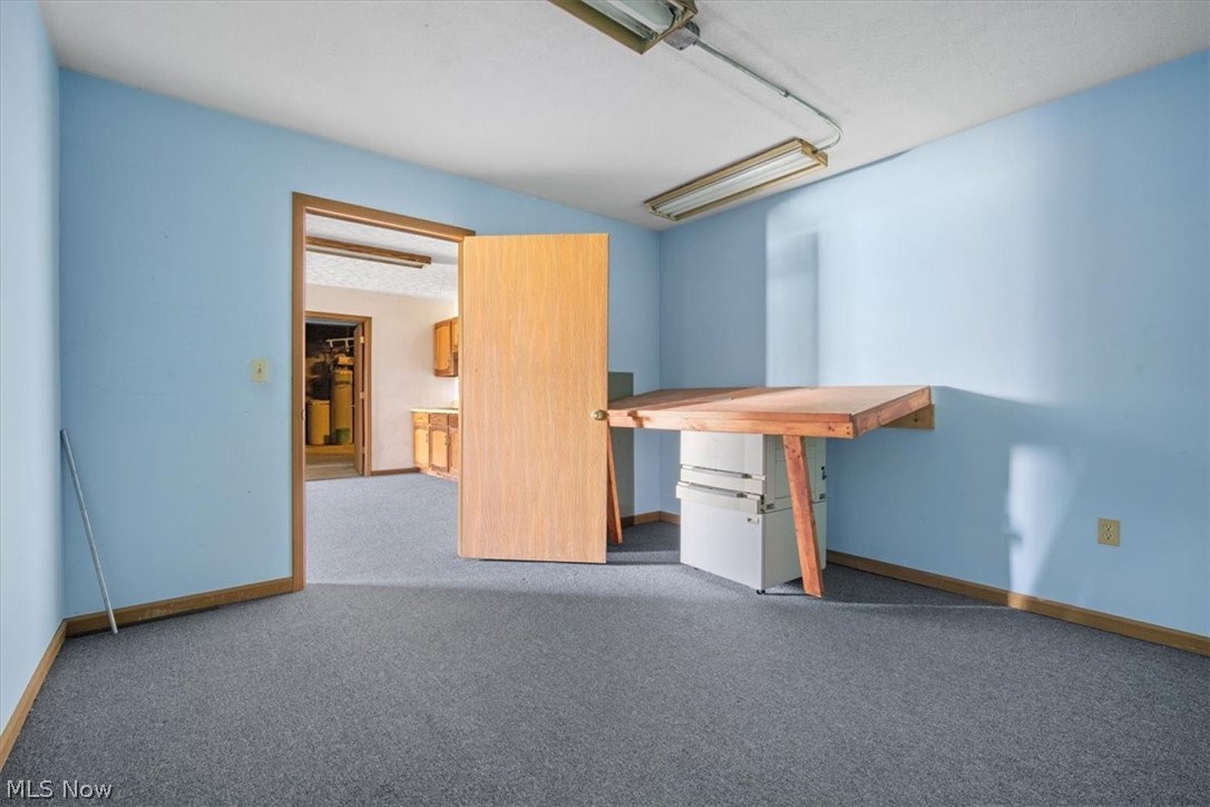 Vienna, West Virginia 26105, United States, ,Commercial,Active,73997