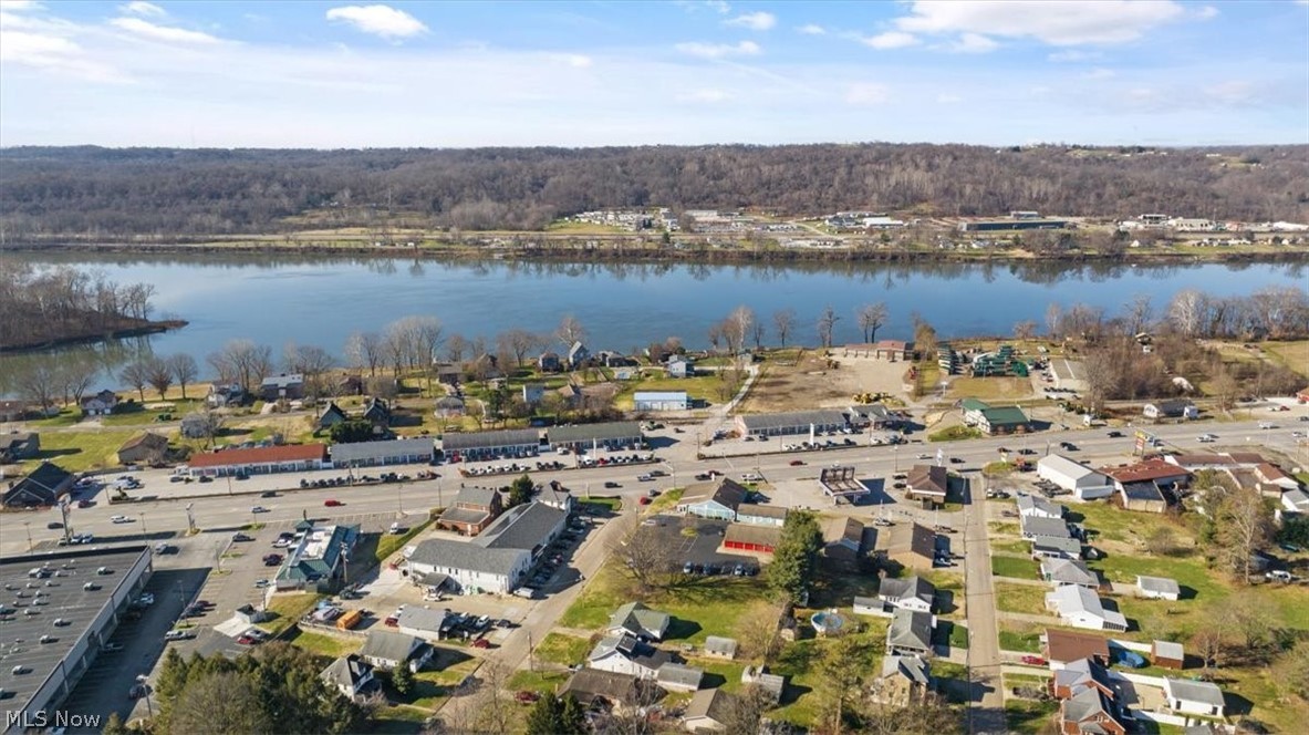 Vienna, West Virginia 26105, United States, ,Commercial,Active,73997