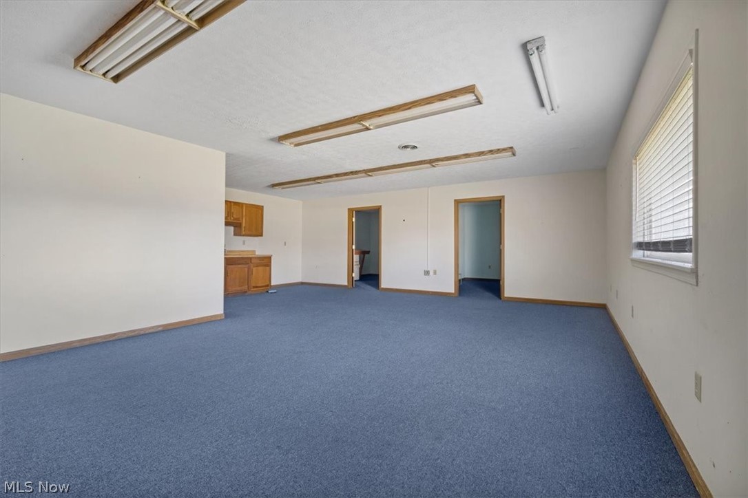 Vienna, West Virginia 26105, United States, ,Commercial,Active,73997