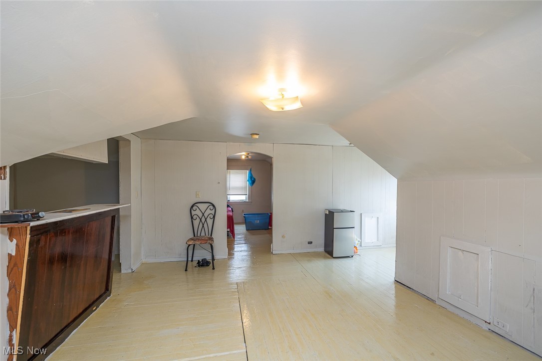 Shaker Overlook 05 - Residential Income