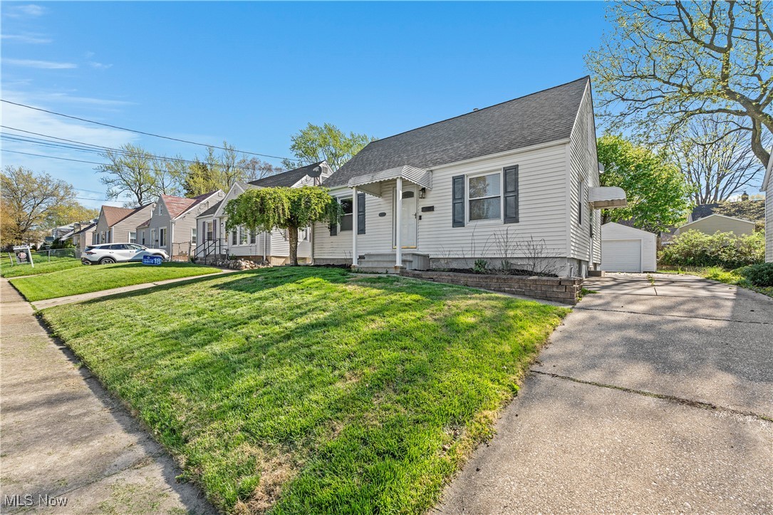 1655 Redwood Avenue, Akron, Ohio image 2