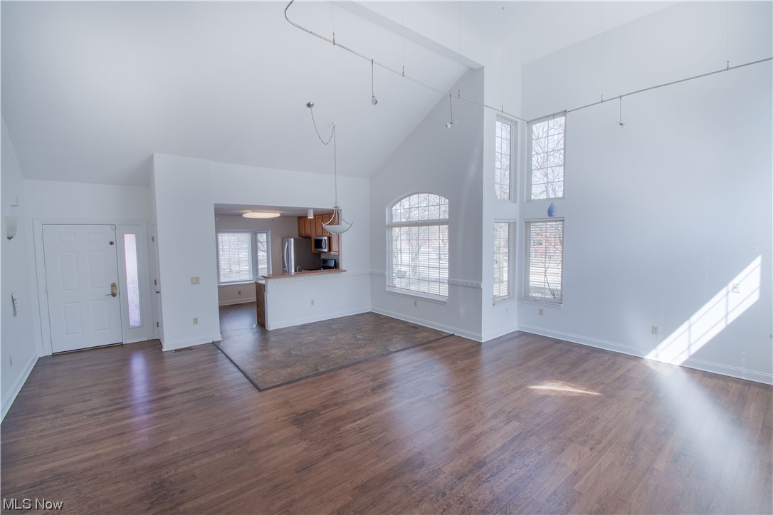 Townhomes At Canal Park - Residential