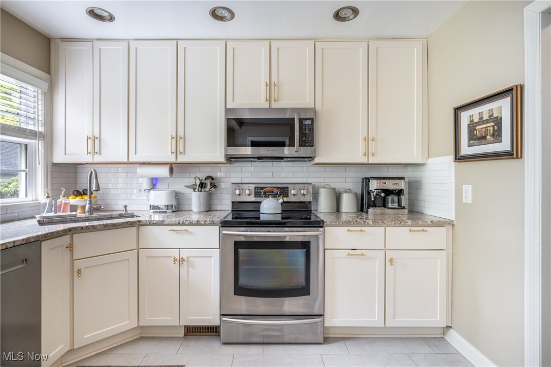 Parkside Drive Sub/O Kroehles - Residential