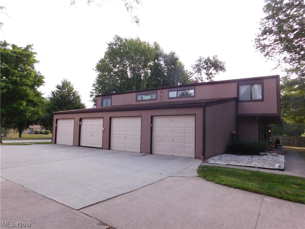 Lake Falls Condo - Residential